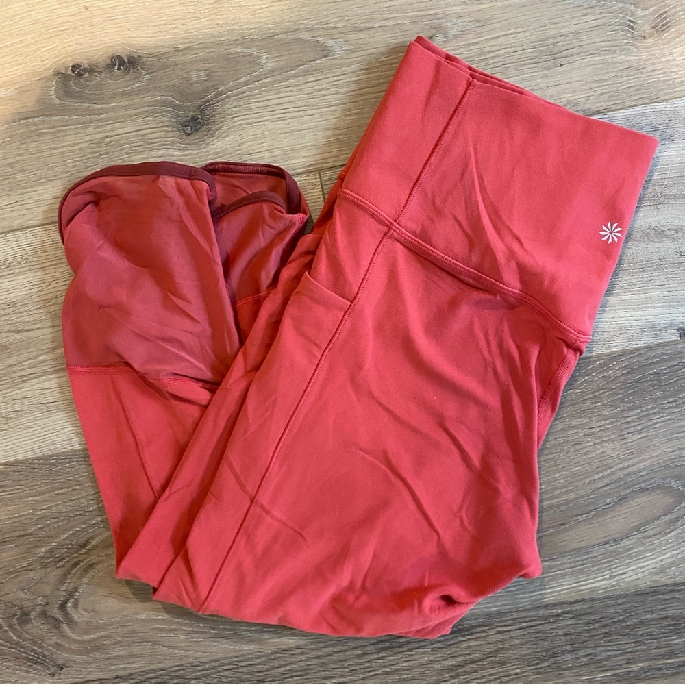 Athleta salutation stash pocket capri legging, coral/burgundy, large